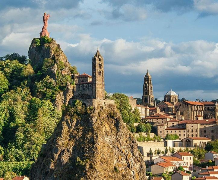 Appartement Vue Imprenable Le Puy-en-Velay المظهر الخارجي الصورة